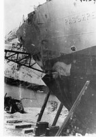 Повреждённый эсминец пр.7 «Разъярённый». Северный флот, 1943 год. : ф4.jpg