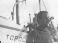 Капитан "Тороса" В.А. Радзеевский. 1937 год<br />(фото из архива семьи Виттенбург) : radz_toroc.jpg