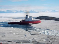 The Russian icebreaker Vladimir Ignatyuk breaking a path in the annual sea ice to McMurdo Station, Antarctica. : vi1.jpg