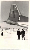  Ан-12 с пингвином.jpg