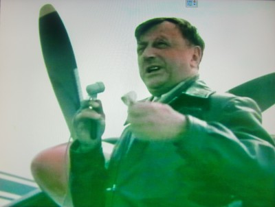  Начальник ГУСМП Афанасьев А.А. по прилёту в Мирный..JPG