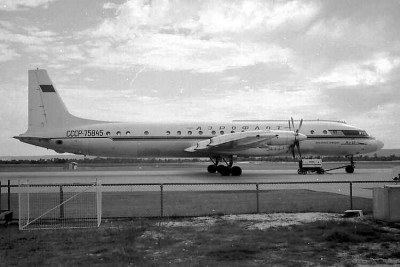  ИЛ-18 СССР-75845 бн 5305.jpg