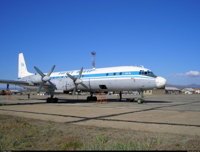  RA-75713, Певек, 2005 г..jpg