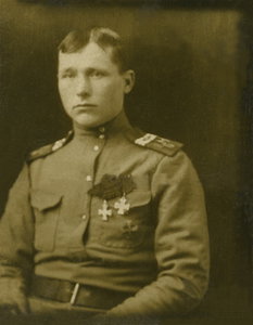 1915-1917 Георгиевский кавалер.jpg