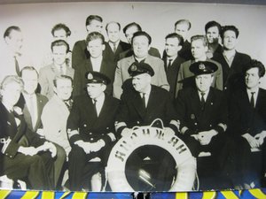 А это экипаж тх АНДИЖАН в навигацию 1962 годагода : imageCAOOU89B.jpg
