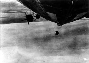  1931. Новая Земля. Запущен метеорологический воздушный шар  в передней части Северного острова Северной Земли.jpg