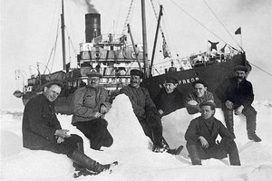 Участники экспед. на Сибирякове 1936 г..jpg