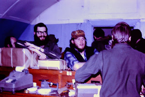  Details about  Kodachrome Transparency 35MM Slide South Pole Men at Post Office at McMurdo 1971.jpg