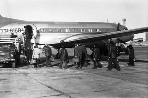 Ил-14, ф. В. Бигеко.jpg (52.12 КБ) Просмотров: 4083  Ил-14, ф. В. Бигеко.jpg