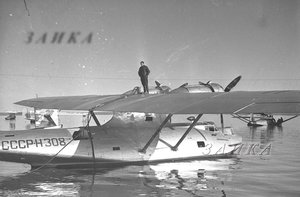  1940-08-30 МП-7 Н-308 заправка ДВ Н-237  и Н-243 бухта Кожевникова мыс Косистый  копия.jpg